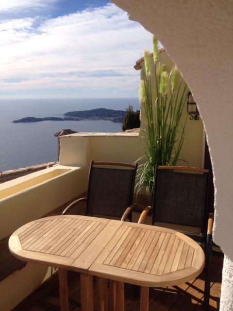 Eze Monaco Middle Of Old Town Of Eze Vieux Village Romantic Hideaway With Spectacular Sea View Экстерьер фото